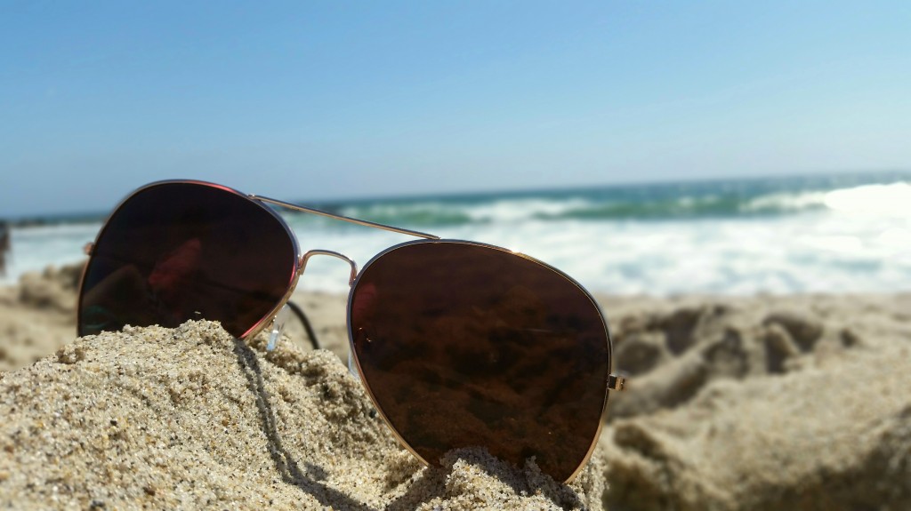 Sarah Kermanshahi - sunglasses - beach -1389-7558