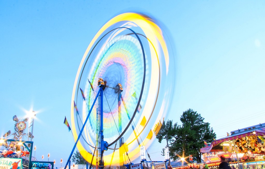 Dennis Gilmore - long exposure photos of the fair ground